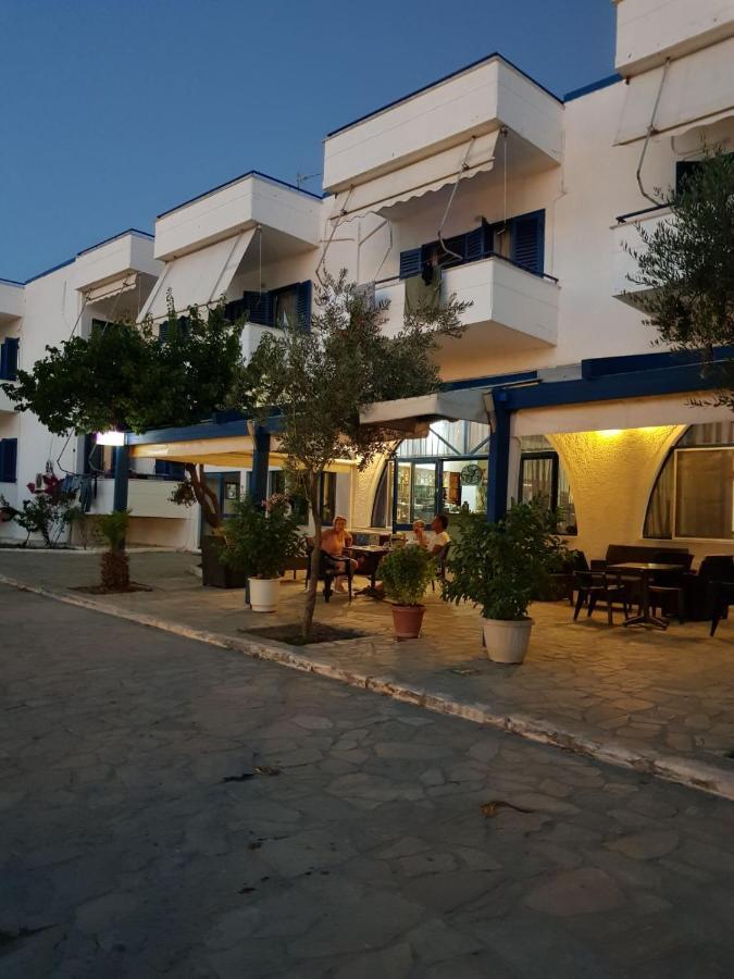 Aparthotel To Kyma Amarynthos Esterno foto