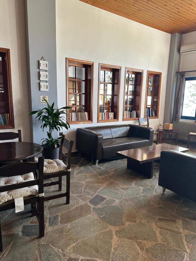 Aparthotel To Kyma Amarynthos Esterno foto